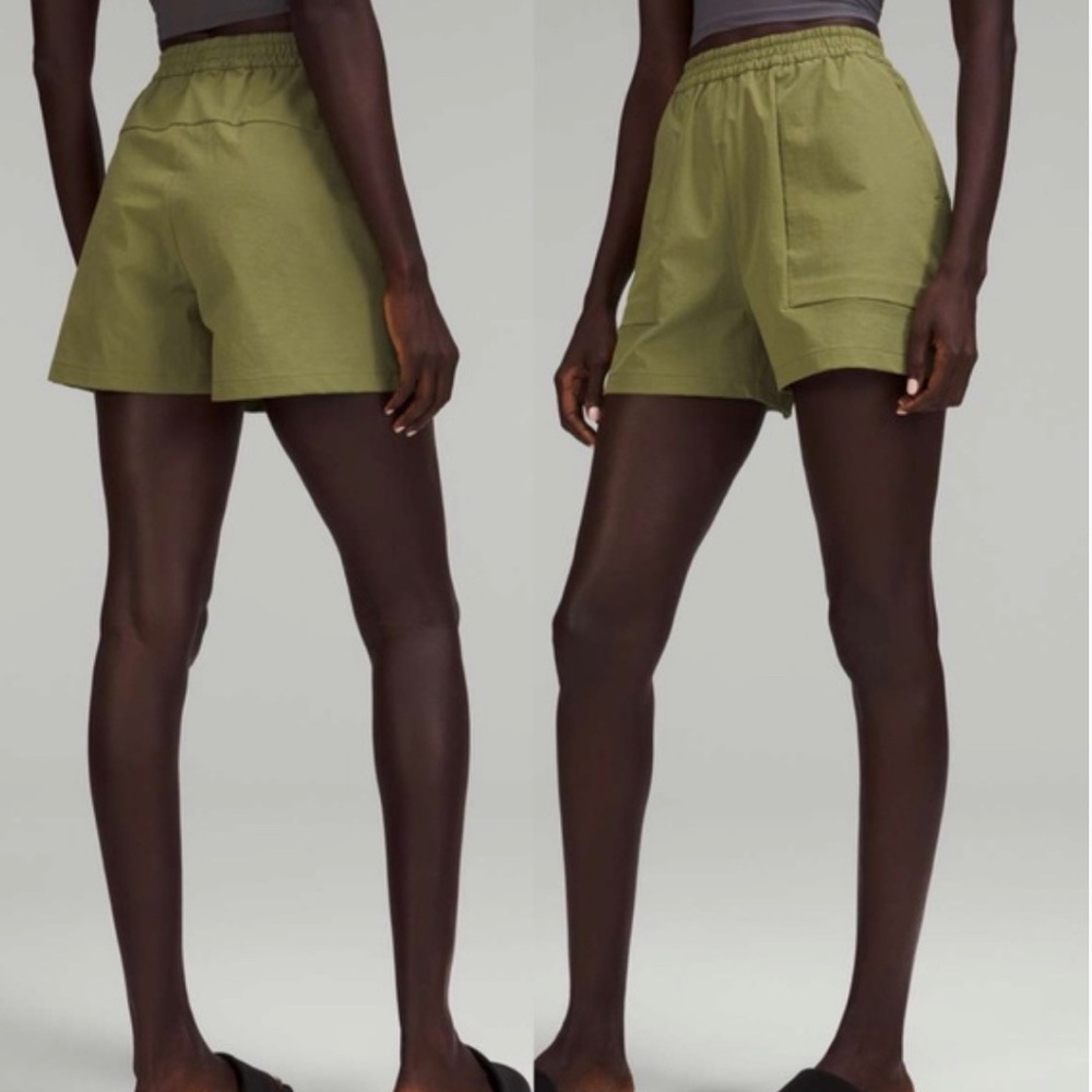 Lululemon relaxed fit SHR short